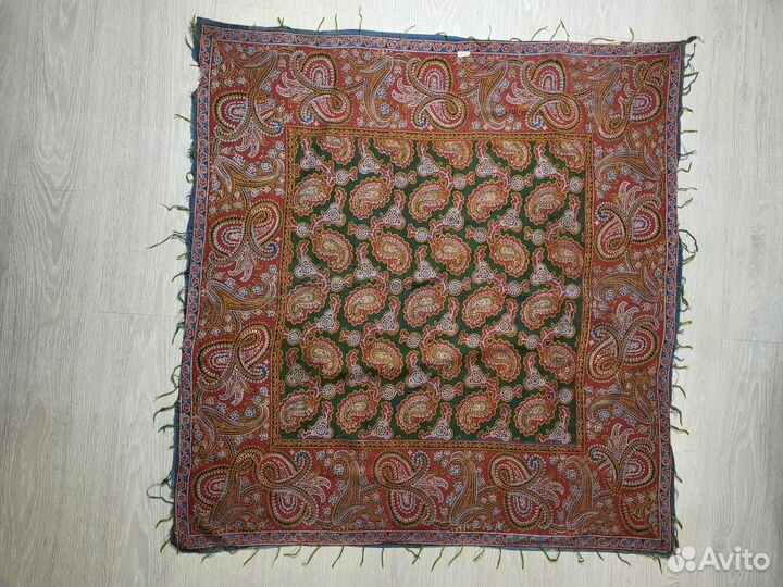 Шаль старинная