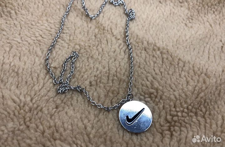 Подвеска Nike