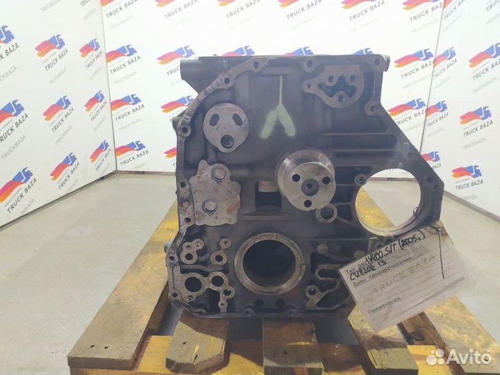 Блок цилиндров двигателя