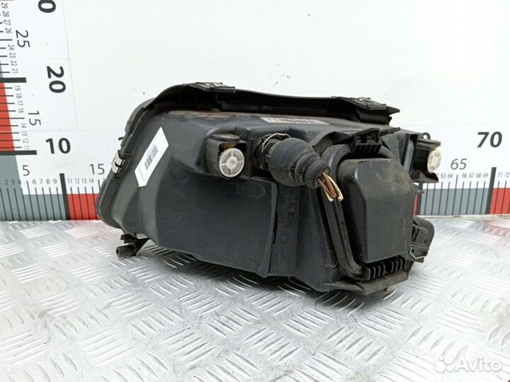 Фара передняя для Audi A4 B5 8D0941030