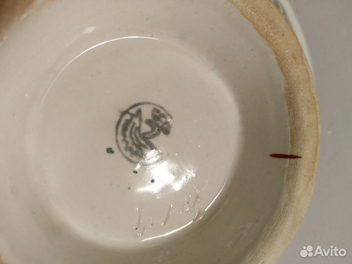 Конфетница фарфоровая