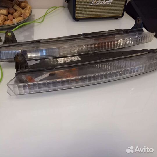 Поворотник в бампер Audi Q7 4l