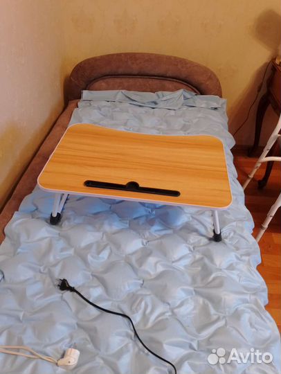 Столик для кормления