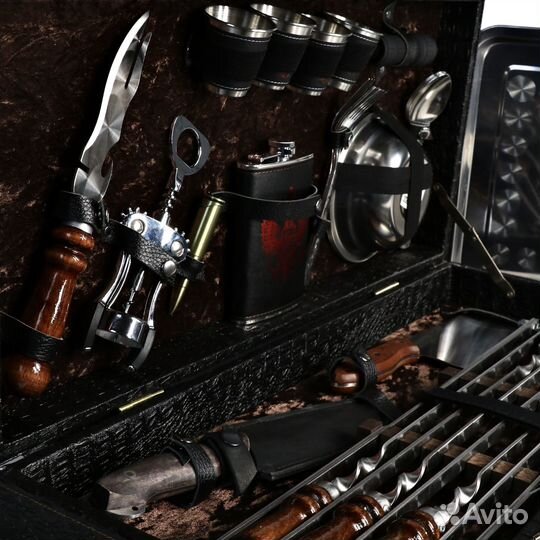 Набор шампуров в коробке кож.зам дипломат охотник