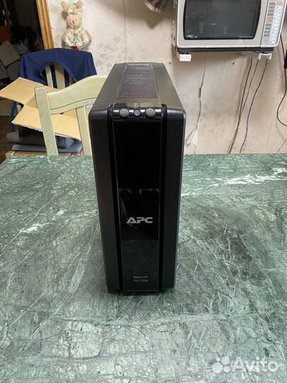 Ибп APC Back-UPS Pro 1500 (br1500gi)