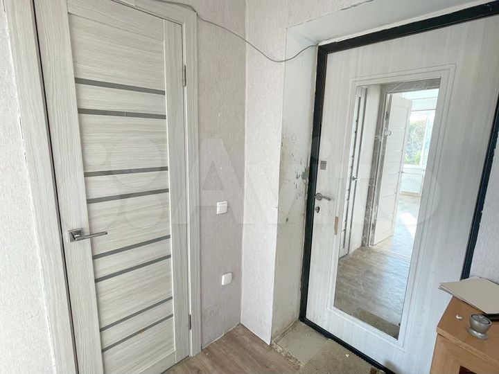 2-к. квартира, 43 м², 3/3 эт.