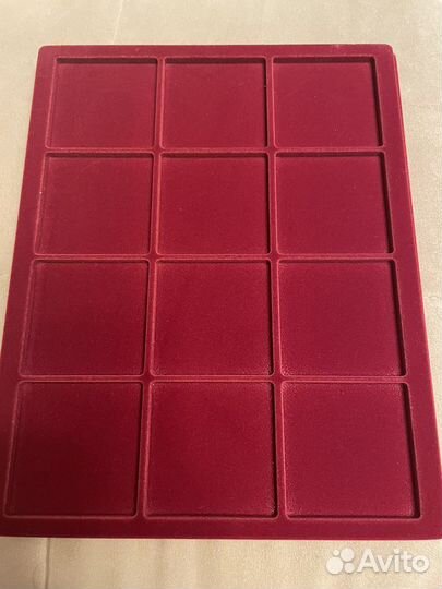 Вкладка в бокс Leuchtturm для монет ячейки 65 мм