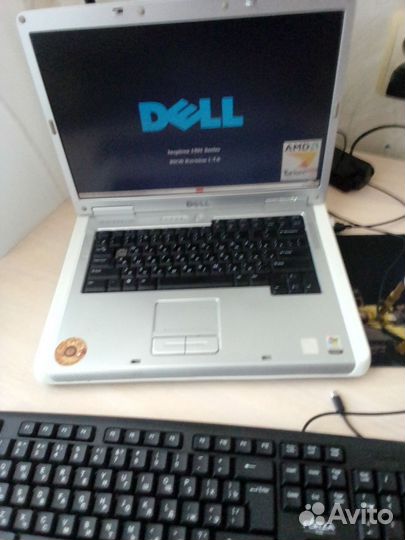 Ноутбук dell inspiron1501