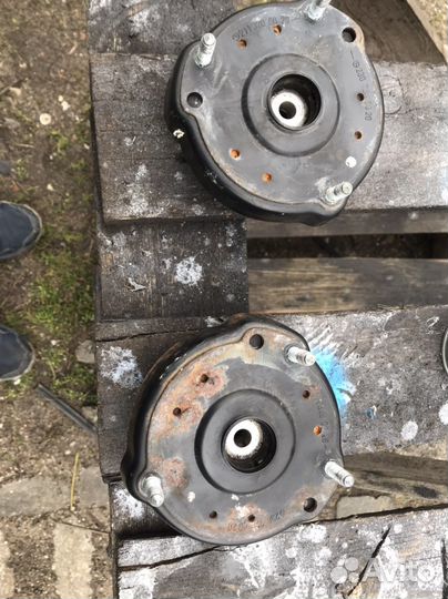 Опора переднего амортизатора Mercedes W211 S211