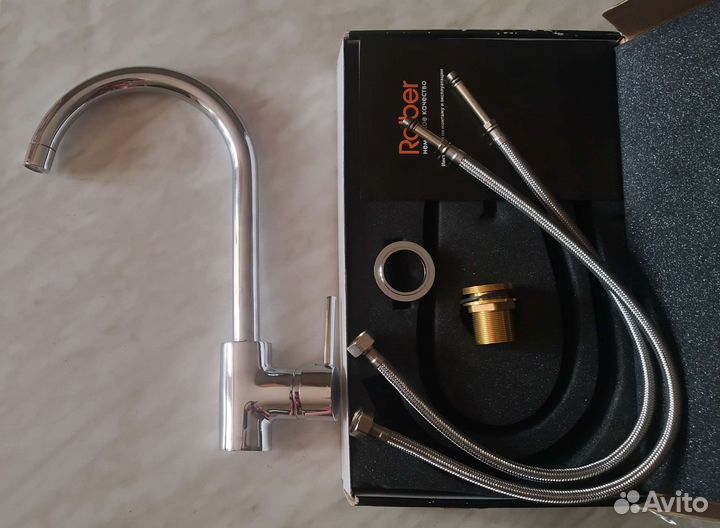 Смеситель для кухни новый