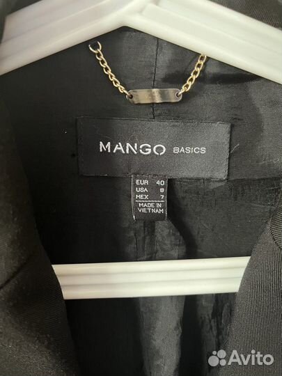 Пиджак женский Mango