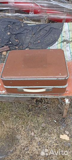 Виниловый проигрыватель Юность 301