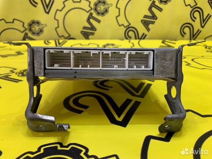 Блок управления двс Toyota Corolla Spacio NZE121