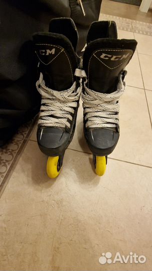 CCM 9350 Роликовые коньки хоккейные
