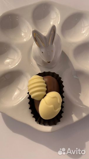 Финики в бельгийском шоколаде на Пасху