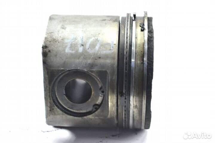 Поршень international 9800