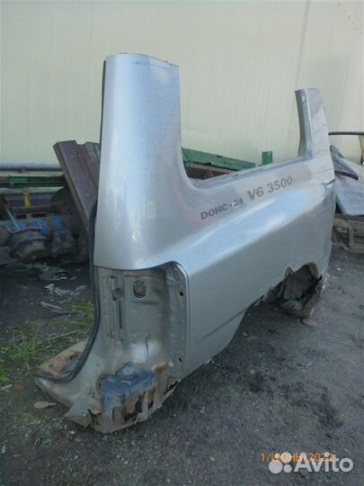 Крыло заднее правое Mitsubishi Pajero V25W 6G74