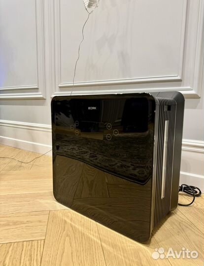 Увлажнитель - очиститель воздуха bork Q710