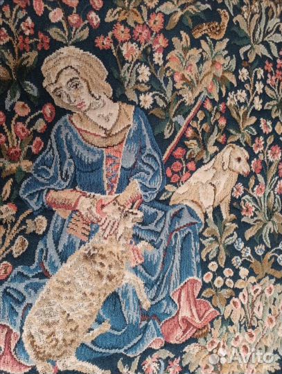 Антиквариат гобелен
