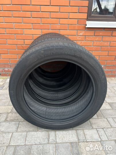 Michelin Latitude Tour 255/45 R20 и 285/40 R20 103ZR