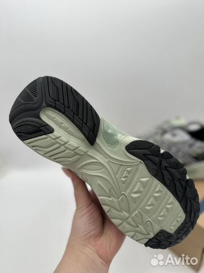 Кроссовки мужские asics