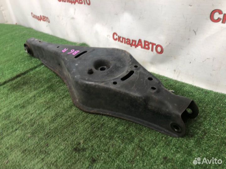 Рычаг подвески нижний задний правый Volkswagen