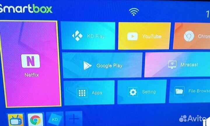 SMART tv приставка x96 новая