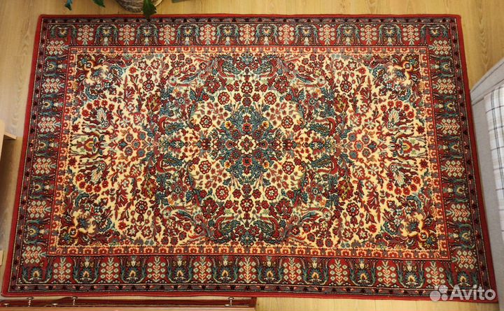 Ковёр шерстяной