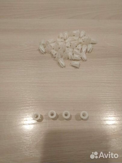 Пистоны решёток вентиляции ваз 2103 коллекционные