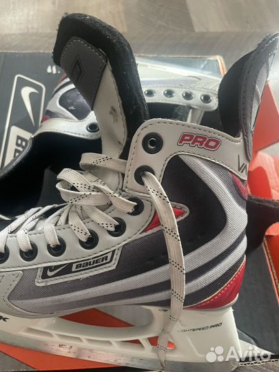 Хоккейные коньки bauer pro