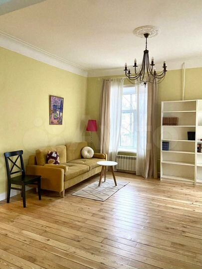 2-к. квартира, 60 м², 2/4 эт.