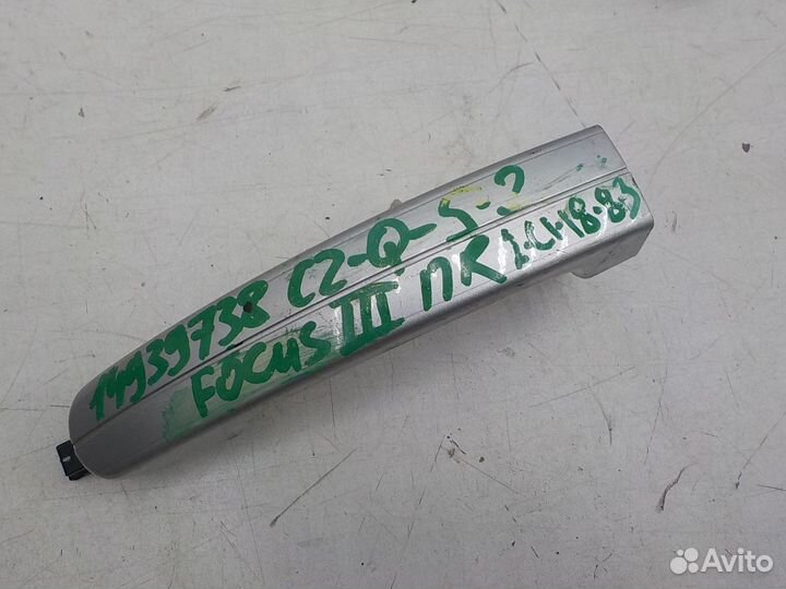 Ручка двери Ford Focus III 2011