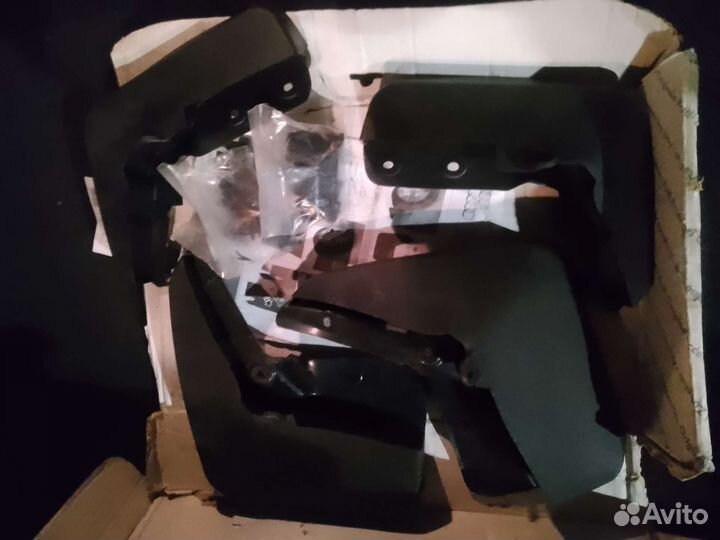 Брызговики ауди а7 новые, оригинал