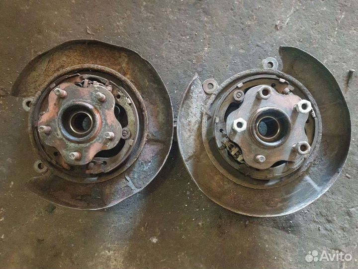 Задний правый кулак ступица инфинити fx35 s50