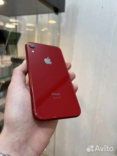 iPhone Xr, 64 ГБ