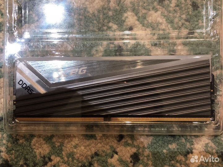 Xpg caster RGB DDR5 16gb 6000mhz, cl40