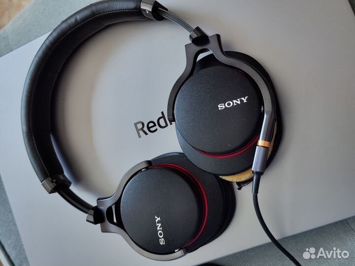 Наушники Sony MDR-1a