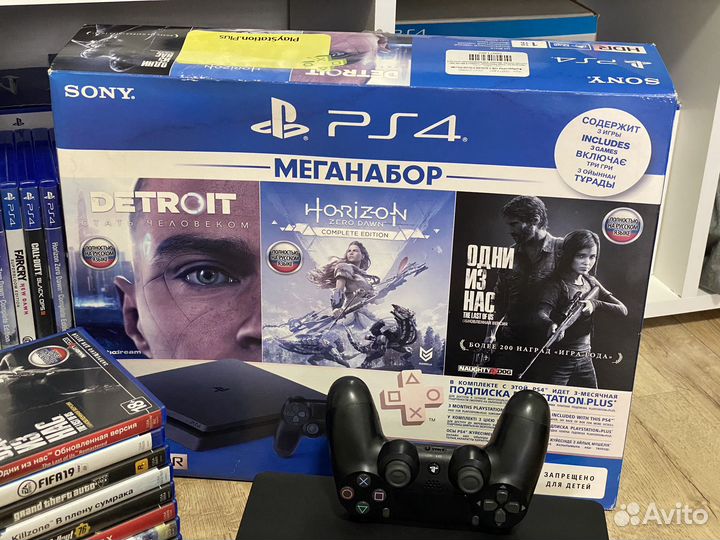 Sony PS4 Slim 1TB 3V Как новая