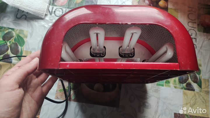 Уф лампа для ногтей