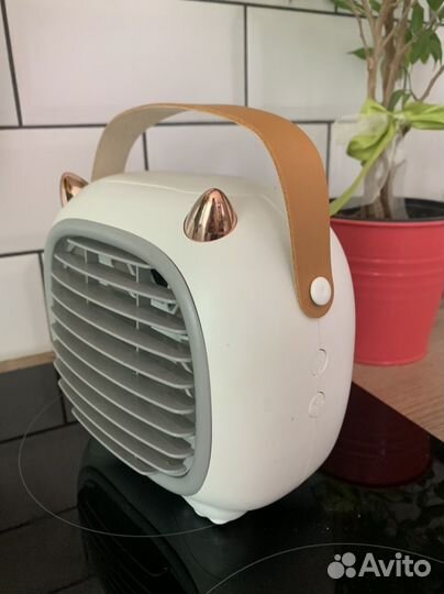 Увлажнитель и вентилятор настольный