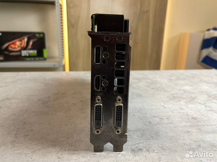 Видеокарта AMD RX 570 4 gb Asus Strix