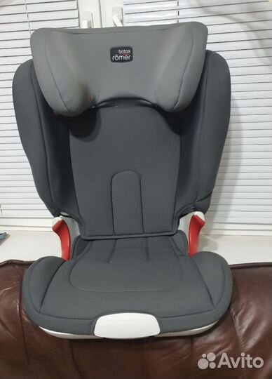 Детское автокресло britax romer kidfix