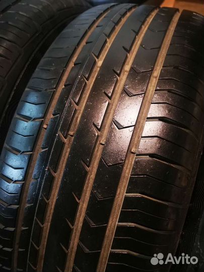 Toyota Camry V70 215-55-17