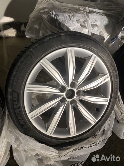 Комлект колес ориг. 19R. Audi A6 C8