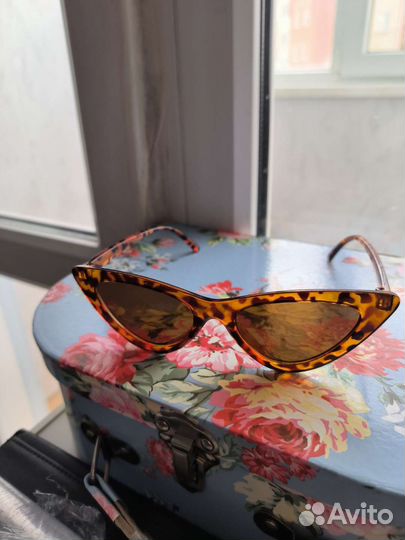 Солнцезащитные очки коричневые женские