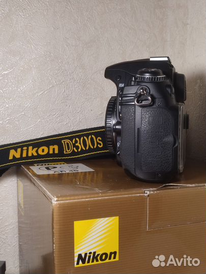 Nikon D300s Body (пробег 19тыс) Идеал
