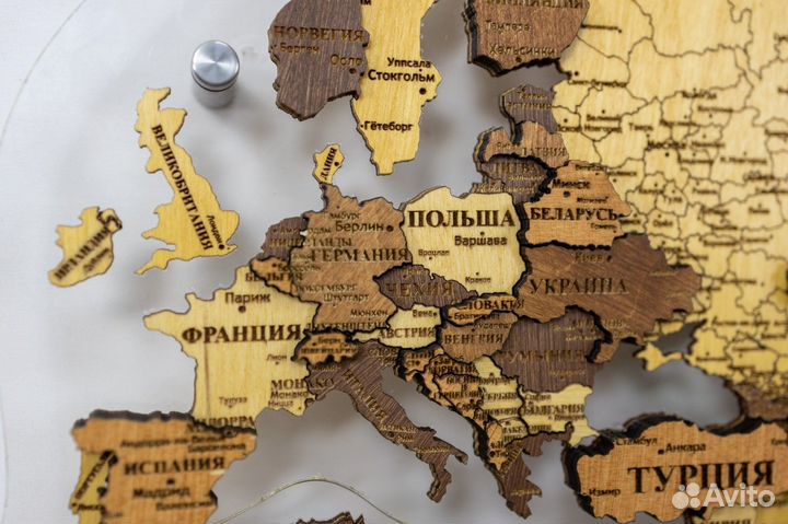 Деревянные карты мира