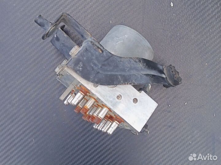 Блок ABS BMW 5 E60 E61