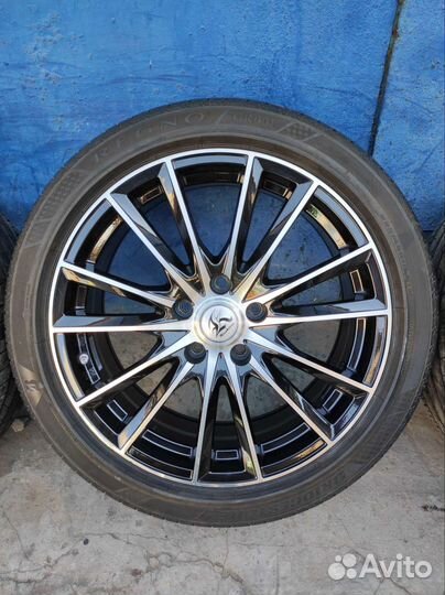 R18 Bridgestone Regno GR001 225/45, PCD 5x114.3 DIA 73.1