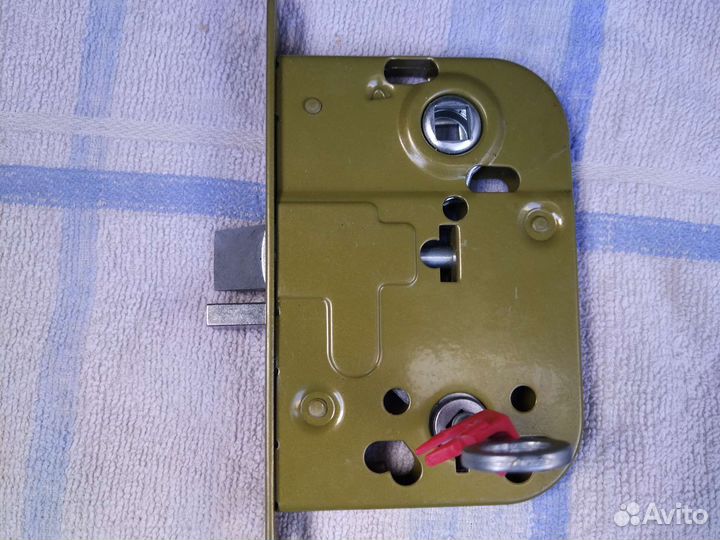 Замок врезной